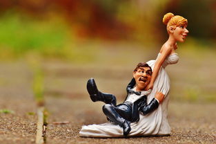 九游体育官方app-羽毛球新人在国际赛场崭露头角，羽毛球运动员进场视频